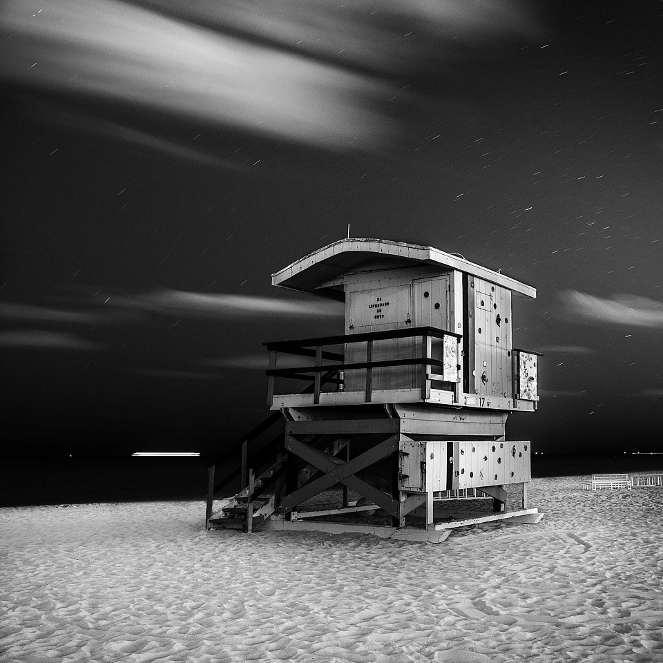 Christos Palios, Lifeguard House IV, 2014
Archival pigment print, 40"x 40"
edition 2/5.
CP 06
Price Upon Request