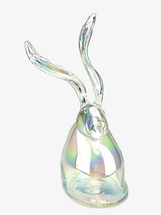 Hunt Slonem, Anum, 2021
Blown glass sculpture, 16.5"x9.5"x9"
Unique bunny/ clear.
IDW 11
Price Upon Request